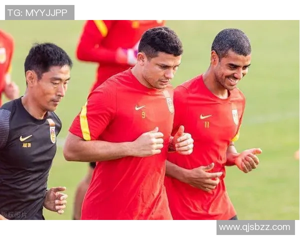 丁俊晖与马奎尔在央视的精彩对决引发球迷热议与期待