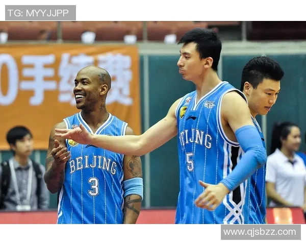 北京首钢对阵新疆精彩直播全程回顾与赛后分析尽在这里