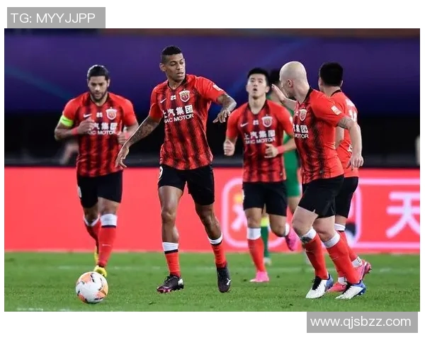 西布朗维奇迎战伊普斯全力争胜展现球队实力与斗志